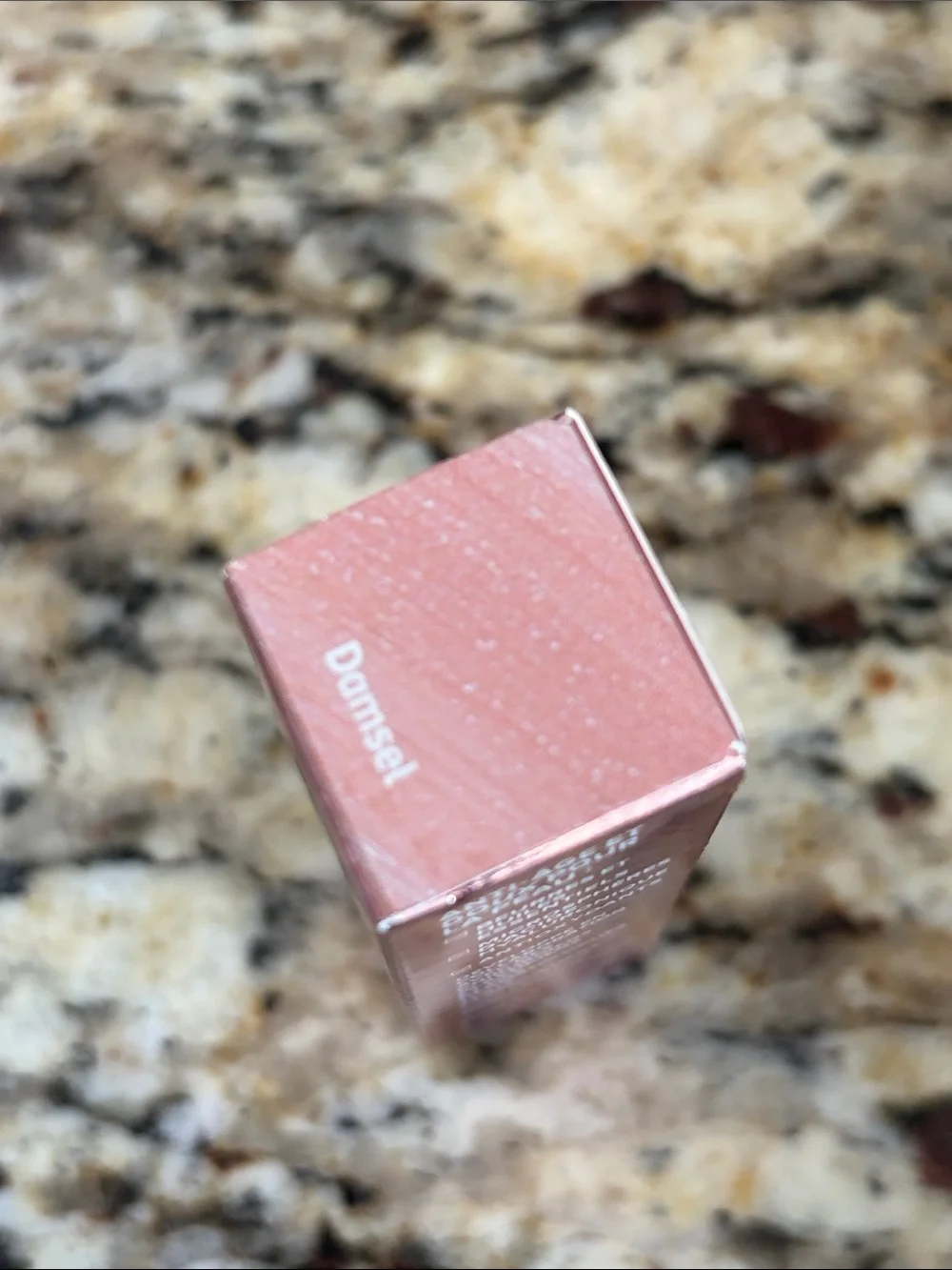 💋❤️IT Cosmetics Vitality Lip Flush Hydrating Lipstick Damsel